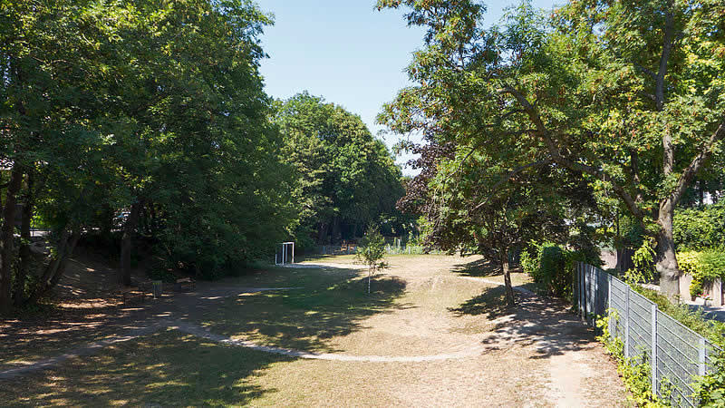 Josef-Kaderka-Park bei der Alszeile Wien 17